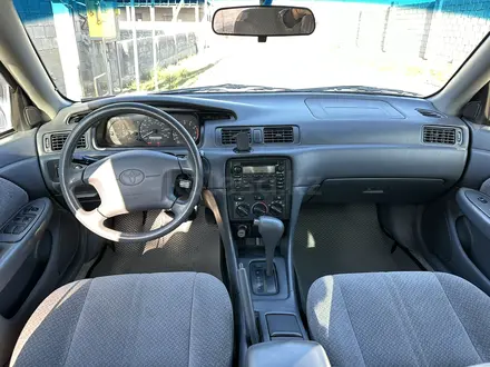 Toyota Camry 2001 года за 4 600 000 тг. в Туркестан – фото 29