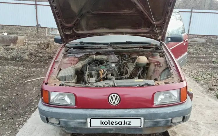 Volkswagen Passat 1993 года за 900 000 тг. в Уральск