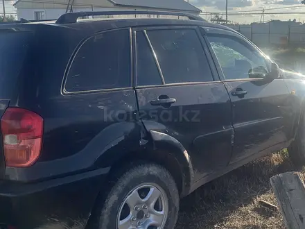 Toyota RAV4 2002 года за 2 500 000 тг. в Уральск – фото 2