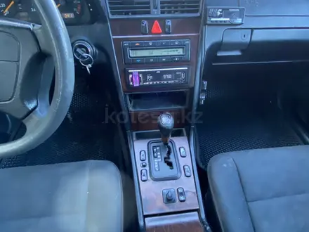 Mercedes-Benz C 220 1997 года за 2 400 000 тг. в Караганда – фото 7