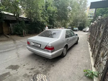 Mercedes-Benz S 320 1995 года за 3 150 000 тг. в Алматы – фото 4