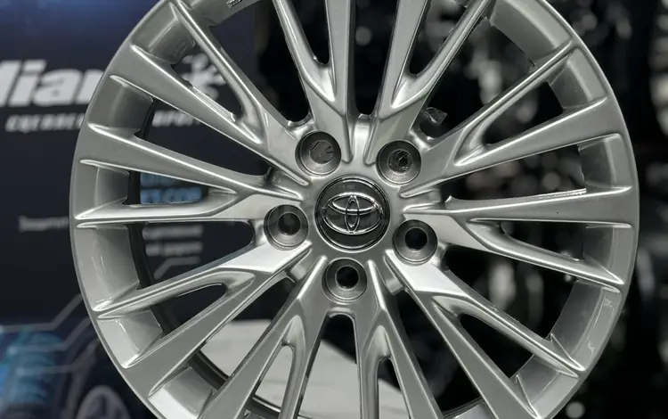 Диски на Toyota Camry R17^ 5^ 114.3 в наличии а Астане! за 218 000 тг. в Астана