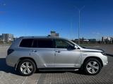 Toyota Highlander 2014 года за 11 500 000 тг. в Астана – фото 2
