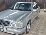 Mercedes-Benz E 240 1998 года за 4 700 000 тг. в Алматы