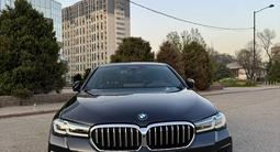 BMW 530 2022 года за 34 990 000 тг. в Алматы