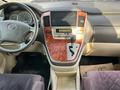 Toyota Alphard 2004 годаүшін6 800 000 тг. в Алматы – фото 4