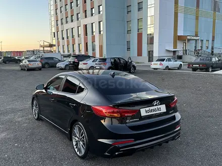 Hyundai Elantra 2017 года за 8 000 000 тг. в Астана – фото 6