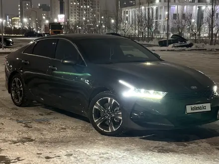 Kia K5 2021 года за 12 300 000 тг. в Астана