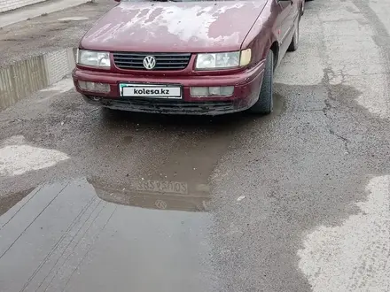 Volkswagen Passat 1994 года за 900 000 тг. в Алматы