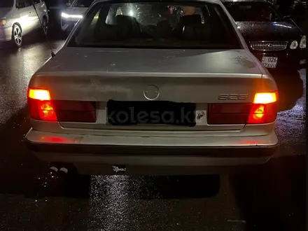 BMW 525 1990 года за 1 500 000 тг. в Кулан – фото 3