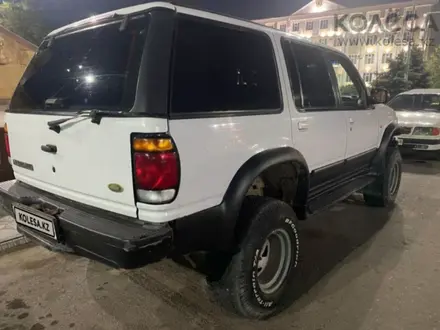 Ford Explorer 1997 года за 1 600 000 тг. в Шу – фото 3