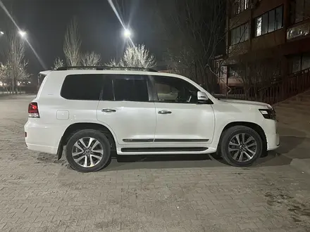 Toyota Land Cruiser 2016 года за 35 000 000 тг. в Актобе – фото 6