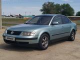Volkswagen Passat 1998 годаfor1 900 000 тг. в Актобе
