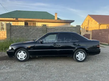 Mercedes-Benz C 180 1995 года за 1 500 000 тг. в Астана – фото 3