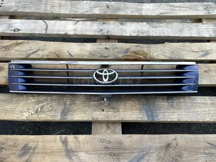 Решетка радиатора Toyota Estima Lusida за 10 000 тг. в Талдыкорган