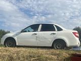 ВАЗ (Lada) Granta 2190 2013 годаүшін1 300 000 тг. в Уральск – фото 2