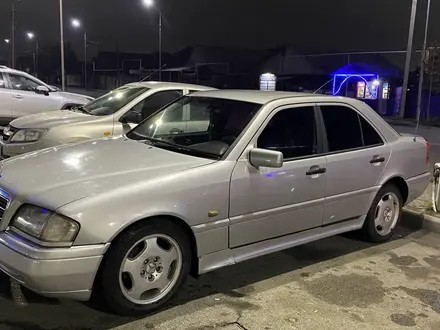 Mercedes-Benz C 220 1994 года за 2 200 000 тг. в Балпык би – фото 4