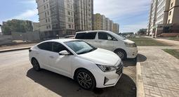 Hyundai Elantra 2020 года за 8 300 000 тг. в Астана – фото 2