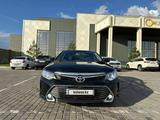 Toyota Camry 2015 годаүшін10 800 000 тг. в Шымкент – фото 2