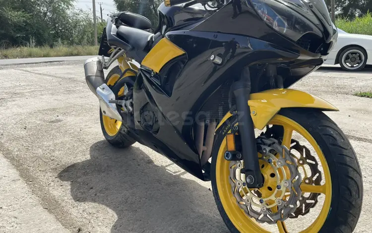 Yamaha  YZF-R6 2009 года за 2 300 000 тг. в Алматы