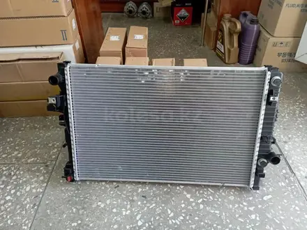 Радиатор охлаждения оригинал за 16 000 тг. в Алматы