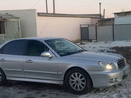 Hyundai Sonata 2005 года за 2 650 000 тг. в Атырау – фото 11