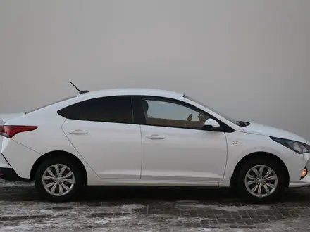 Hyundai Accent 2021 года за 7 450 000 тг. в Астана – фото 6