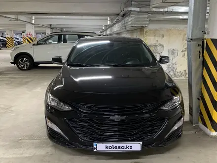 Chevrolet Malibu 2020 года за 10 200 000 тг. в Астана