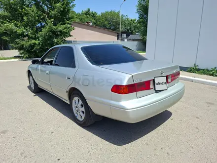 Toyota Camry 2001 года за 3 300 000 тг. в Алматы – фото 3