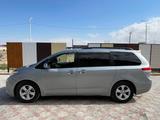 Toyota Sienna 2014 годаүшін14 000 000 тг. в Жанаозен – фото 4