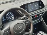 Hyundai Sonata 2021 года за 10 850 000 тг. в Актобе
