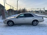 Toyota Camry 1998 года за 2 900 000 тг. в Жаркент – фото 2