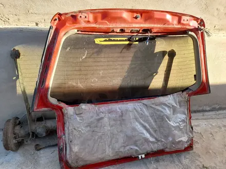 Крышка багажник за 35 000 тг. в Байсерке – фото 3