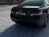 Toyota Camry 2011 года за 7 300 000 тг. в Семей – фото 4