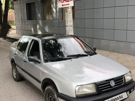 Volkswagen Vento 1993 года за 1 050 000 тг. в Тараз – фото 7