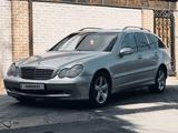 Mercedes-Benz C 200 2003 года за 3 300 000 тг. в Караганда