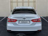 Toyota Camry 2019 года за 13 300 000 тг. в Шымкент – фото 4