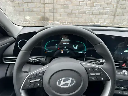 Hyundai Elantra 2024 года за 9 200 000 тг. в Шымкент – фото 10
