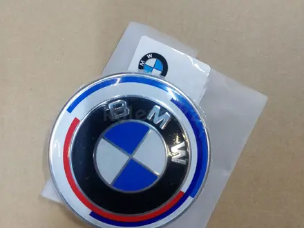 Эмблема, значок капота на bmw G07, bmw g05, bmw g30, bmw g11 за 22 500 тг. в Астана