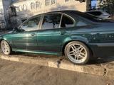 BMW 525 1998 года за 3 800 000 тг. в Шымкент – фото 2