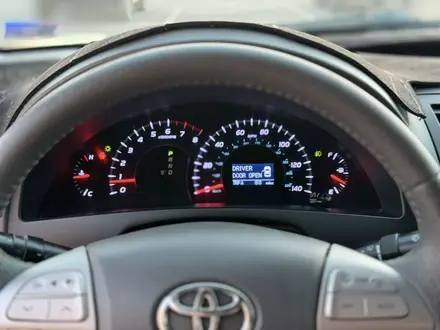Toyota Camry 2011 года за 5 200 000 тг. в Актау – фото 23