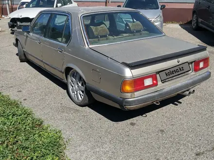 BMW 735 1981 года за 2 000 000 тг. в Алматы