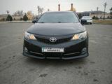 Toyota Camry 2014 годаfor8 800 000 тг. в Алматы