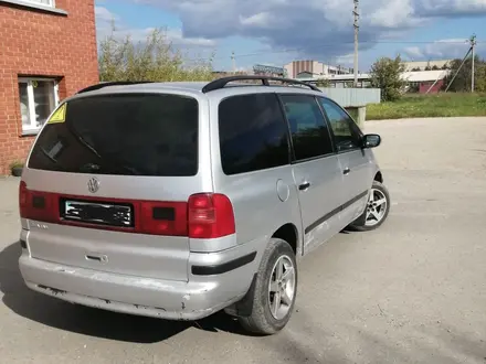 Volkswagen Sharan 2002 года за 2 600 000 тг. в Петропавловск