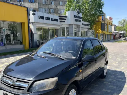 ВАЗ (Lada) Granta 2190 2013 года за 1 750 000 тг. в Шымкент – фото 2