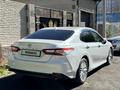 Toyota Camry 2018 годаfor13 800 000 тг. в Астана – фото 4