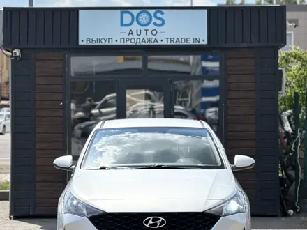 Hyundai Accent 2020 года за 6 700 000 тг. в Караганда – фото 2