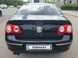 Volkswagen Passat 2005 годаүшін4 200 000 тг. в Астана – фото 5
