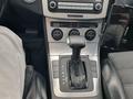 Volkswagen Passat 2005 года за 4 200 000 тг. в Астана – фото 24
