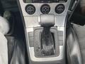 Volkswagen Passat 2005 года за 4 200 000 тг. в Астана – фото 25